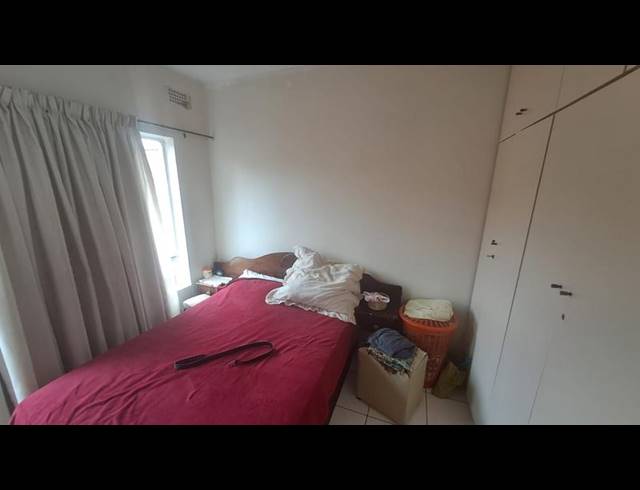 1 BEDROOM APARTMENT FOR SALE IN OVERPORT